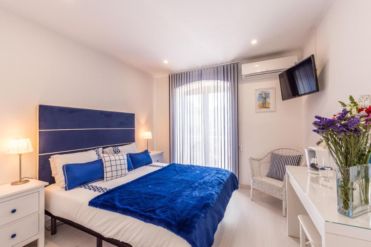 פראגודו Suites @ Portarade מראה חיצוני תמונה