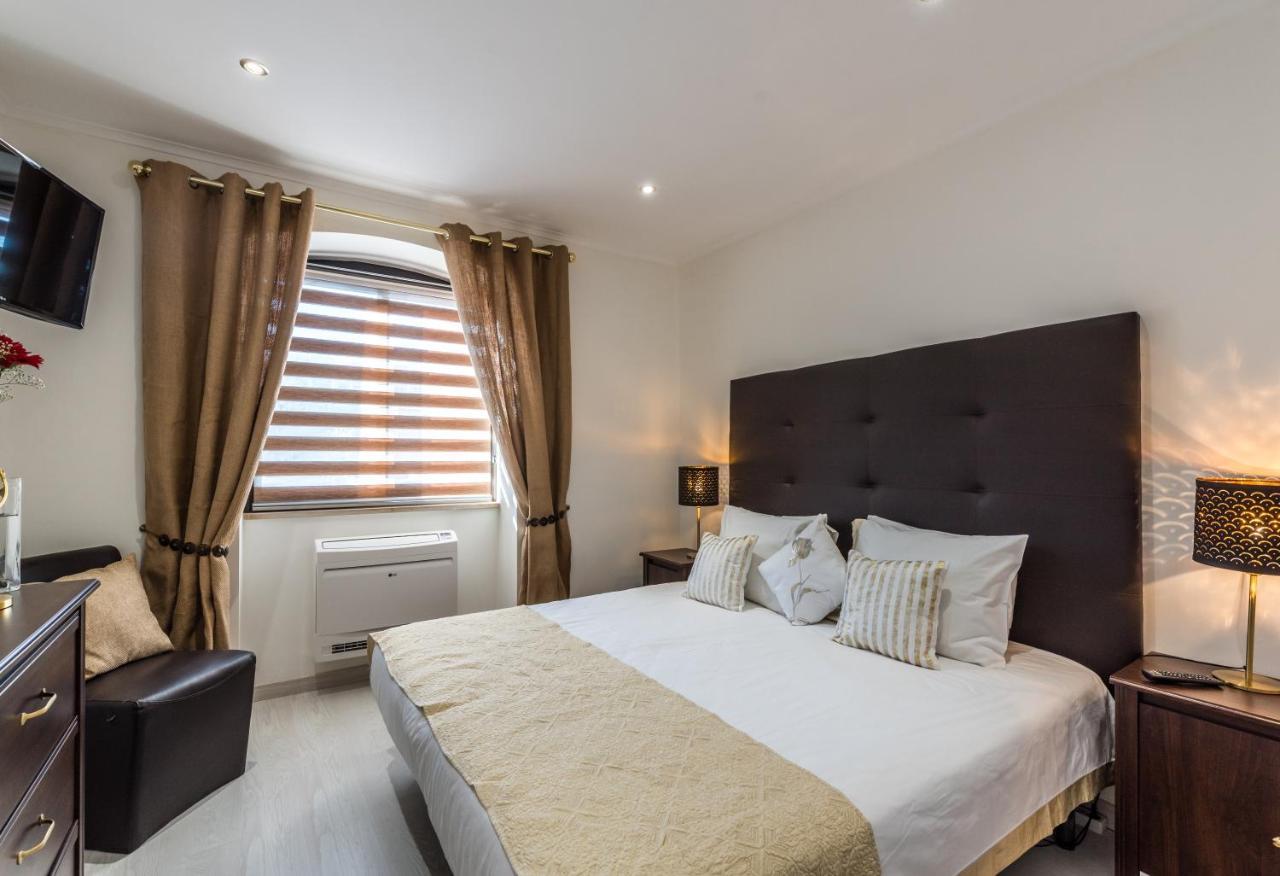 פראגודו Suites @ Portarade מראה חיצוני תמונה