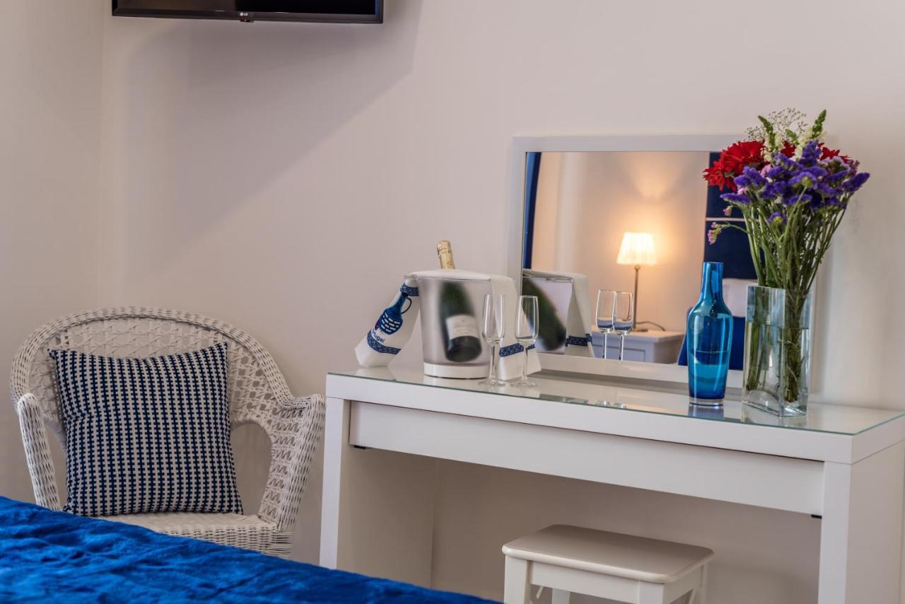 פראגודו Suites @ Portarade מראה חיצוני תמונה